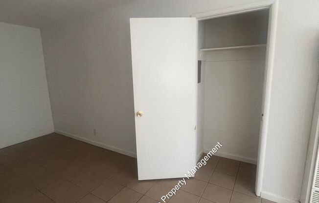 2 beds, 1 bath, $2,195, Unit D