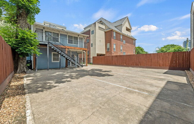 1 bed, 1 bath, 585 sqft, $1,300, Unit 1