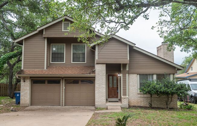 183/Spicewood Area - Nicely Updated Home On Half-Acre Treed Lot