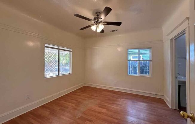 Midtown 2 Bed Home with Backyard