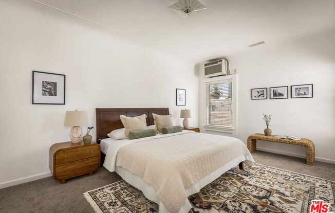 1147 S WESTMORELAND AVE