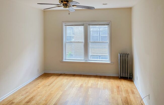 1 bed, 1 bath, 545 sqft, $1,935, Unit 3924-2W