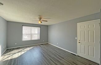 1 bed, 1 bath, 700 sqft, $615, Unit 3