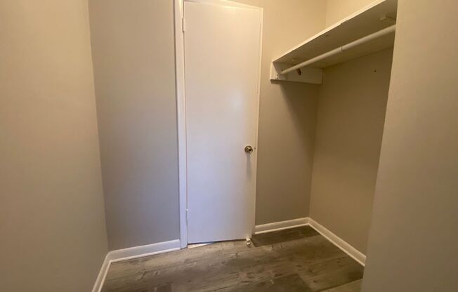 323 Forest Park Rd