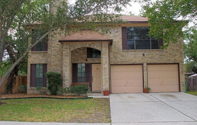 Beautiful home with 3 bedroom, 2.5 bath, game room and 2 car garage!