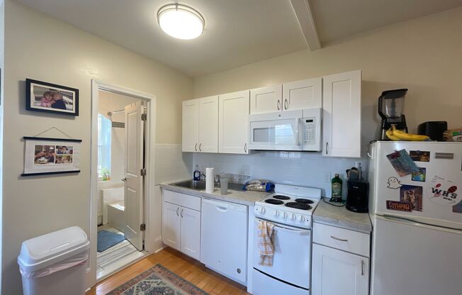 3312 Hamilton