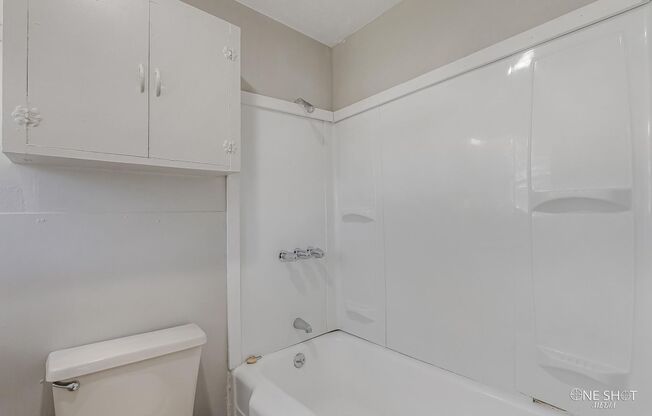 1 bed, 1 bath, $625, Unit # #B