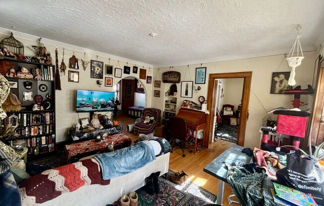 1800-1808 E Olive St