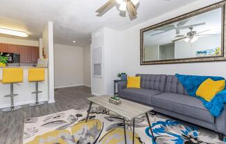 Our Neighborhood - HollyView Apartments - Houston, TX