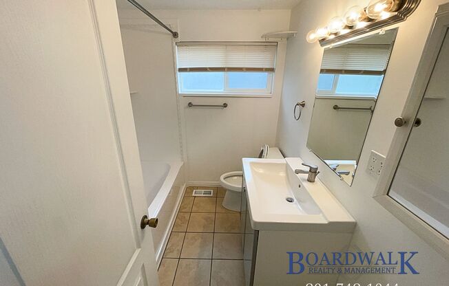 3 beds, 1 bath, $1,799