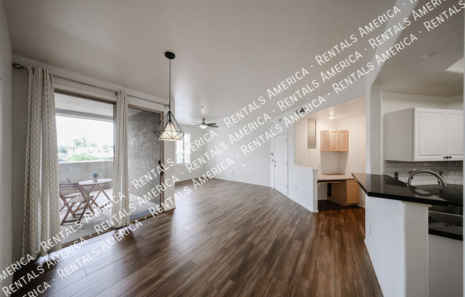 5303 N 7th St,