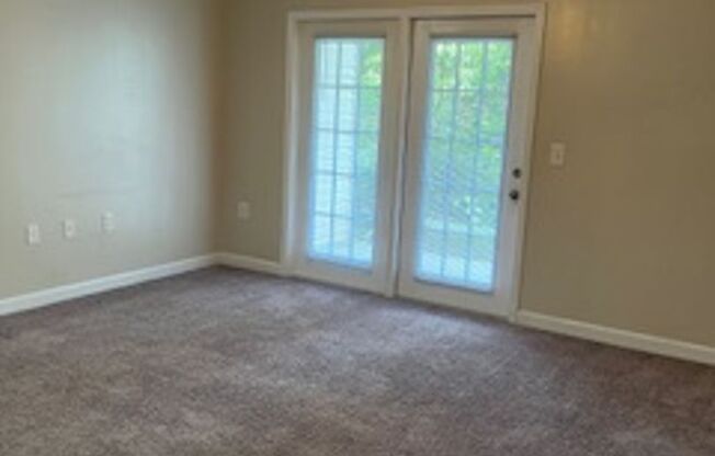 1 bed, 1 bath, 920 sqft, $1,200, Unit 316C