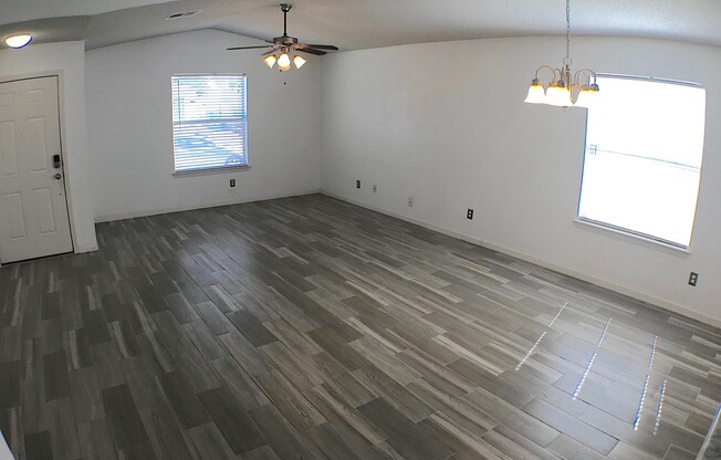 East El Paso 3 bed Refrig A/C