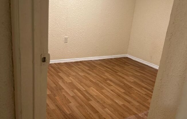 2 beds, 1 bath, 600 sqft, $750, Unit GA