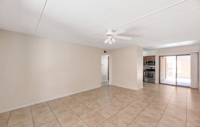 2-bedroom, 2-bathroom in Prime location!