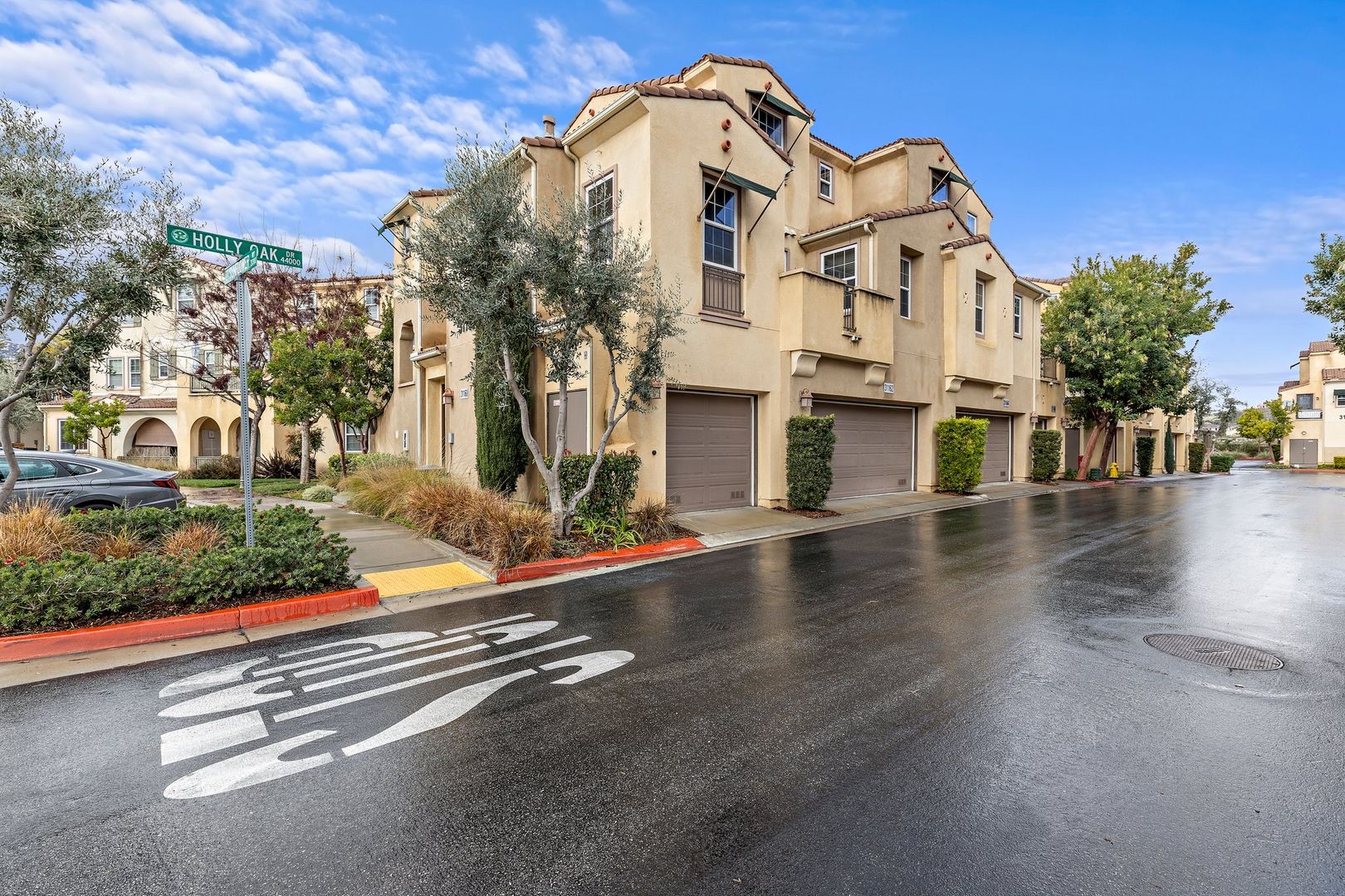 Three Bedroom Gated Community Condo in South Temecula
