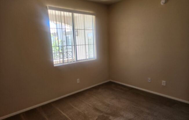 1 bed, 1 bath, $1,295, Unit APARTMENT 2025