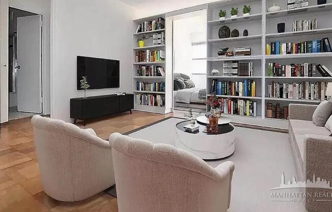 2 beds, 1 bath, 565 sqft, $4,850, Unit 9E