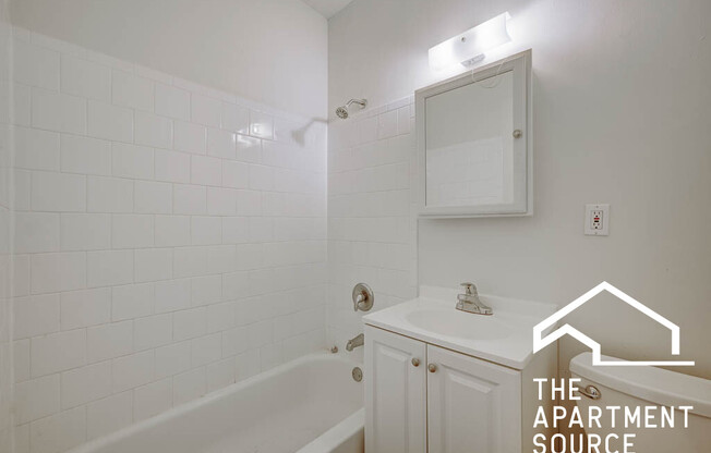 3957 W. Irving Park