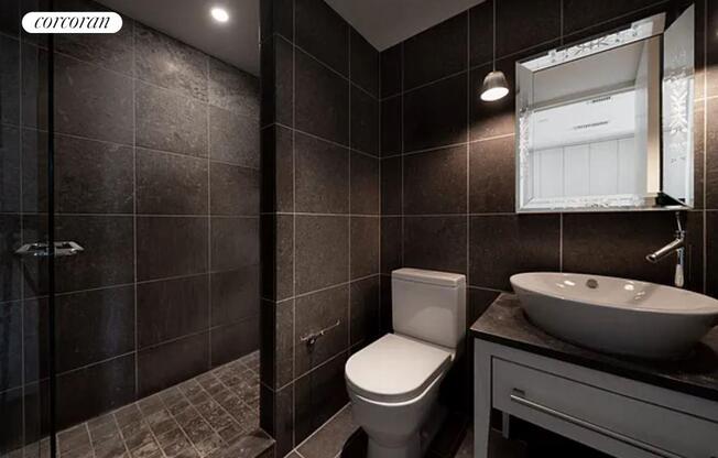 Studio, 1 bath, 450 sqft, $3,700, Unit 16G