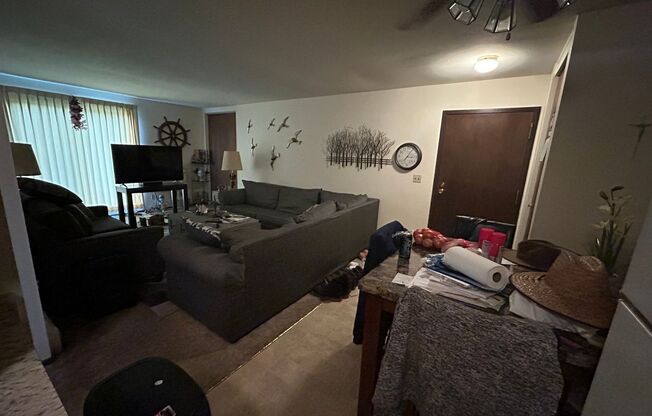 1 bed, 1 bath, $1,025, Unit 5