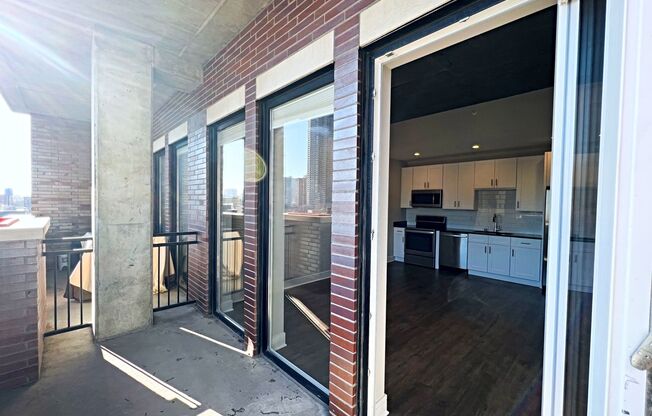 1 bed, 1 bath, 673 sqft, $3,080, Unit 3833-614