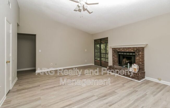 2982 KEVIN LN