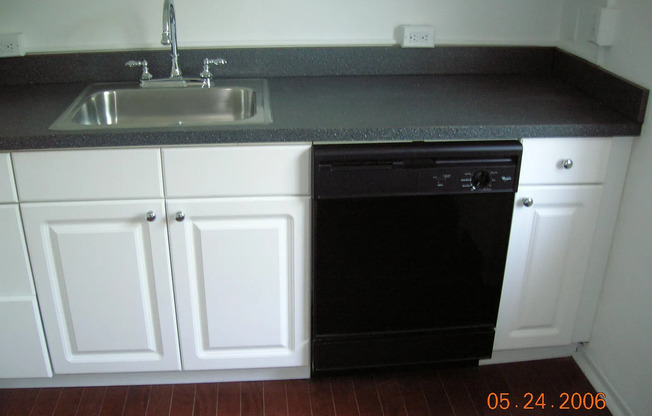 Charming Northern Liberties Living – 734 North Ter — Accepting ALL PHA voucher holders