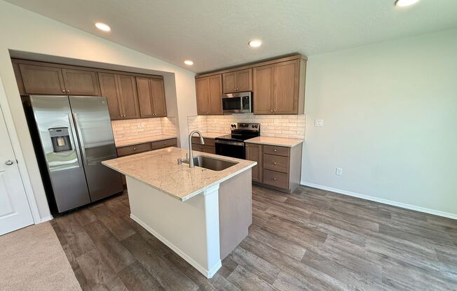 New Construction! 3 Bed, 2.5 Bath with 2 Car Garage Townhouse!