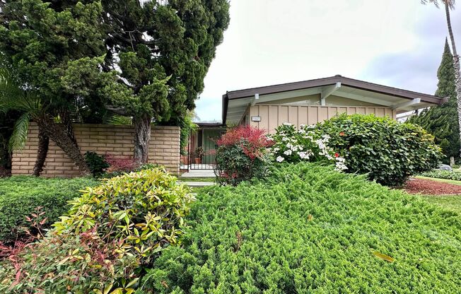 Three bedroom Cliff May Home