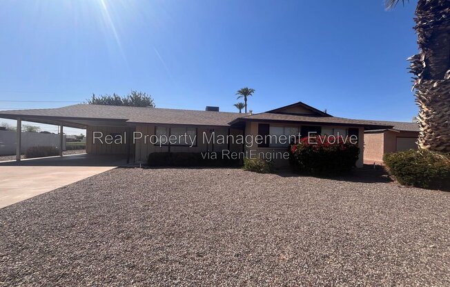 12076 N PEBBLE BCH DR