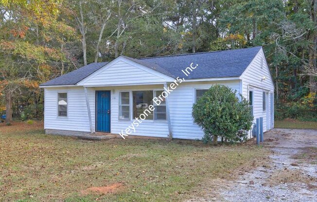 1123 GEORGE CIR