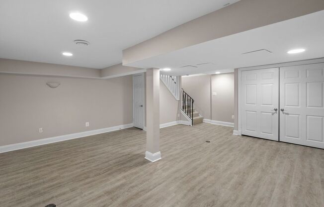 2 beds, 1.5 baths, 1,650 sqft, $2,480, Unit 1037