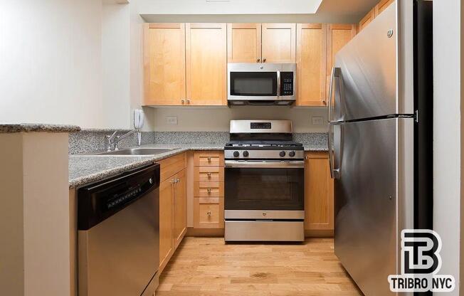 2 beds, 1 bath, $4,325, Unit 6