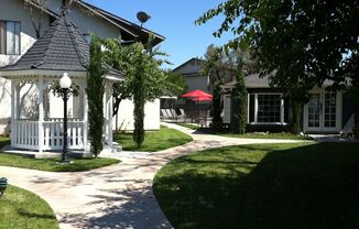 Cobblestone Park Apartments