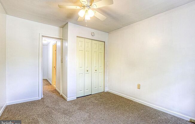 2 beds, 1 bath, $2,200