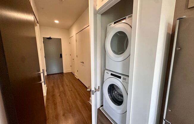 1 bed, 1 bath, 544 sqft, $1,350, Unit 322