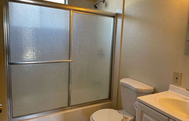 1 bed, 1 bath, $1,875, Unit 07