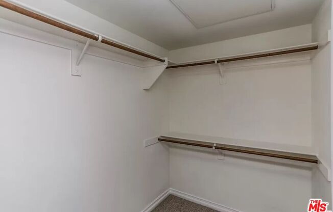 1 bed, 1 bath, 700 sqft, $2,950, Unit 604
