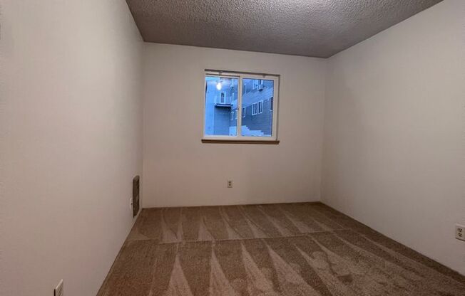 2 beds, 2 baths, 823 sqft, $1,787, Unit 306
