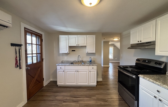 1 bed, 1 bath, 750 sqft, $2,000, Unit 3