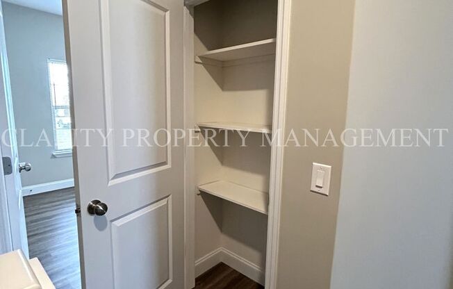 2 beds, 2.5 baths, $1,350, Unit Apt 1