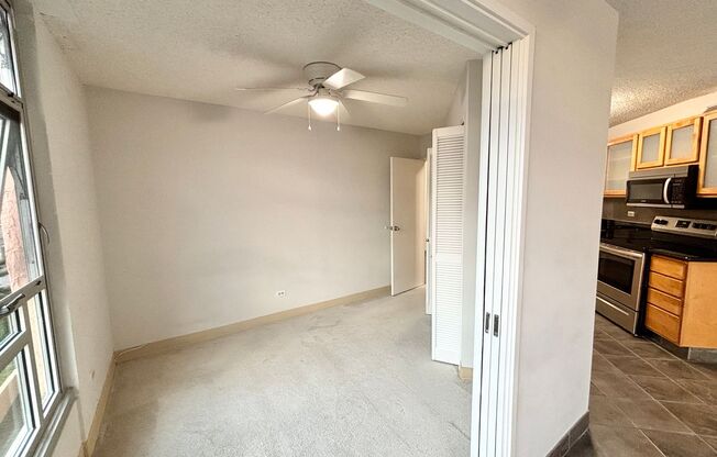 2 beds, 1 bath, $2,300