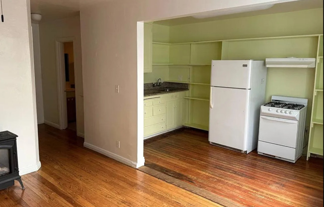 2 beds, 1 bath, 750 sqft, $2,095, Unit 1931 San Pablo Ave - 102