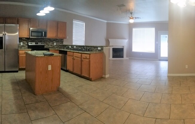 Spacious 4 Bedroom in Keller