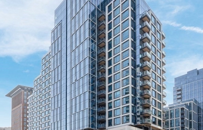 Studio, 1 bath, 531 sqft, $4,100, Unit 910