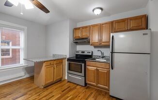 7450-7456 N Greenview Ave