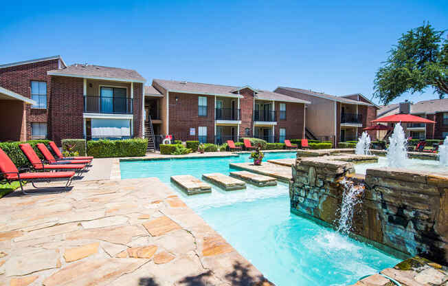 Wildflower Pool Midland Texas Apartment