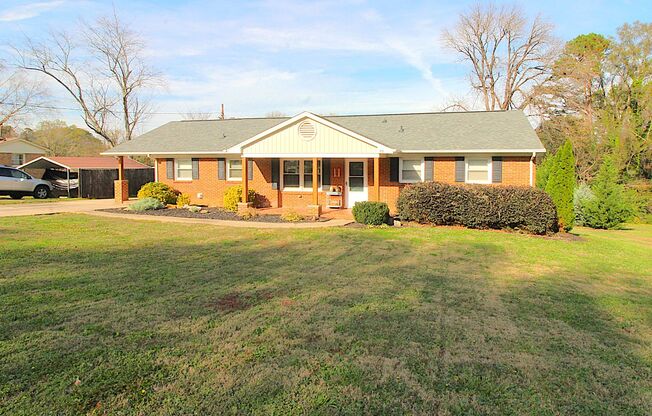 Beautifully Updated 4-Bed, 2.5-Bath Ranch Home in Belmont