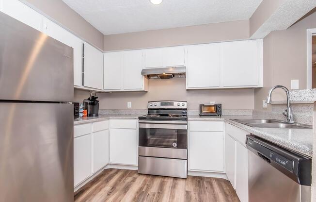 2 beds, 2 baths, 1,030 sqft, $899